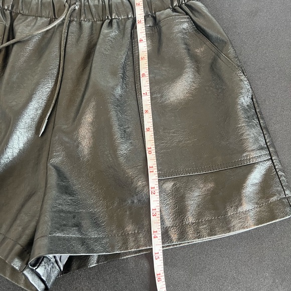FAUX LEATHER ELASTIC HIGH WAIST PAPER BAG WOMENS SHORTS NWT XL - Picture 13 of 13